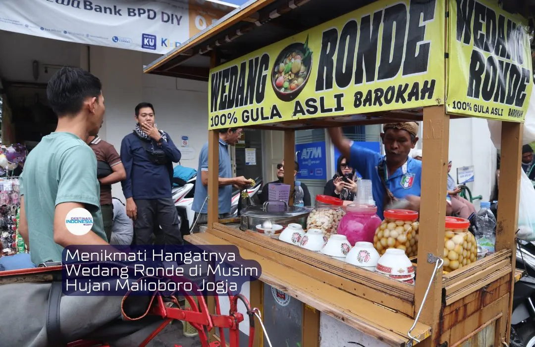 hangatnya wedang ronde malioboro jogja