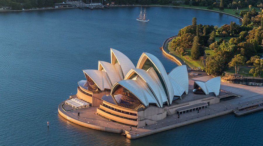 sydney opera house
