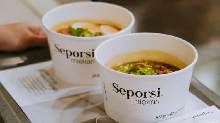 Seporsi Mie Kari
