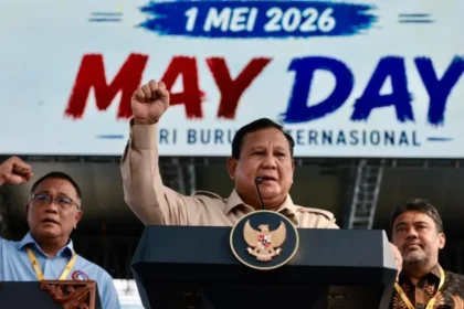 Presiden Prabowo Subianto saat menyampaikan pidato dalam puncak peringatan Hari Buruh Internasional di Monas,