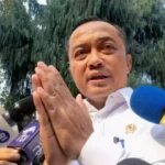 menteri sekretaris negara, prasetyo hadi saat tiba di padepokan garuda yaksa